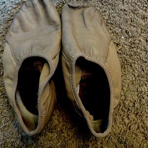 Girls jazz shoes size 13